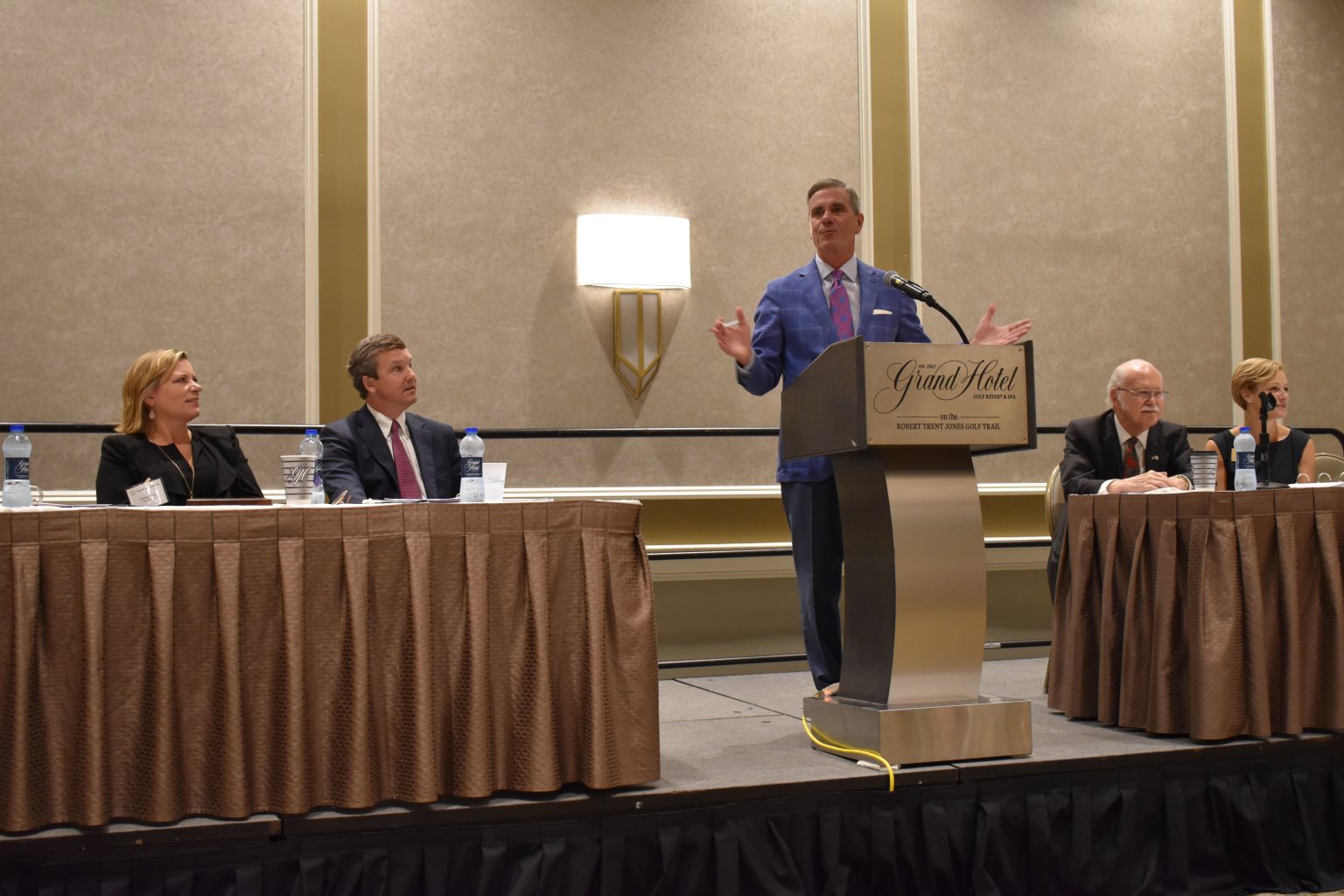 Gibson vance begins term as president elect of alabama state bar